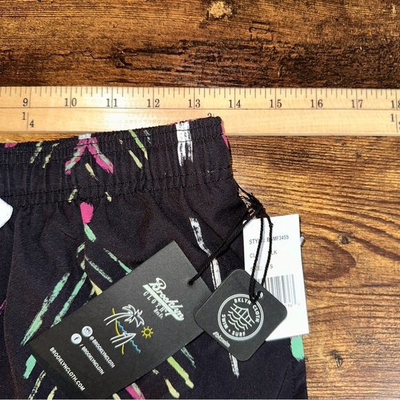 Brooklyn Cloth Shorts Small Black Surf Ave Mens Swim Trunk Board Shorts NEW - Picture 4 of 8